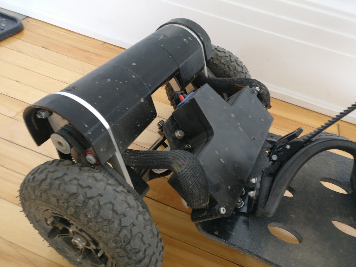 Electric Mountainboard - Enclosure for Enertion FOCBOX _ Trampa deck.