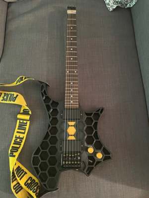 Steel core headless electric guitar | 3d print model