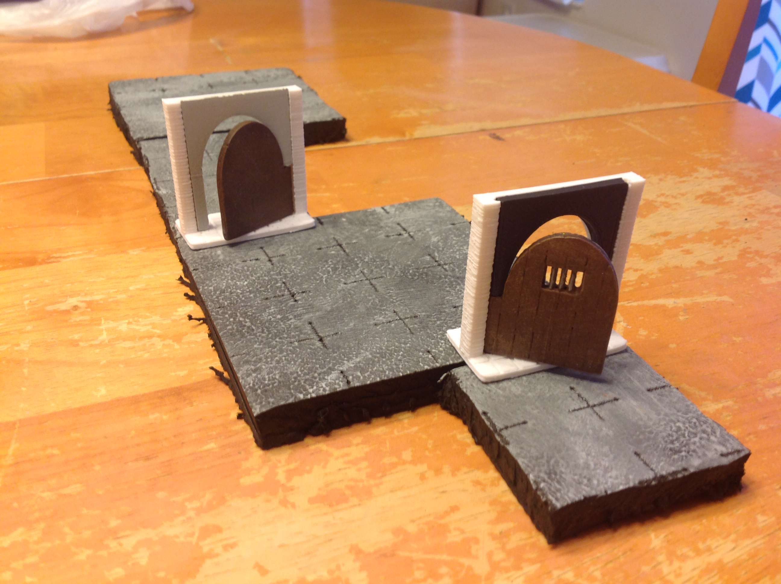 DungeonDoor - Tabletop RPG - Miniature Terrain