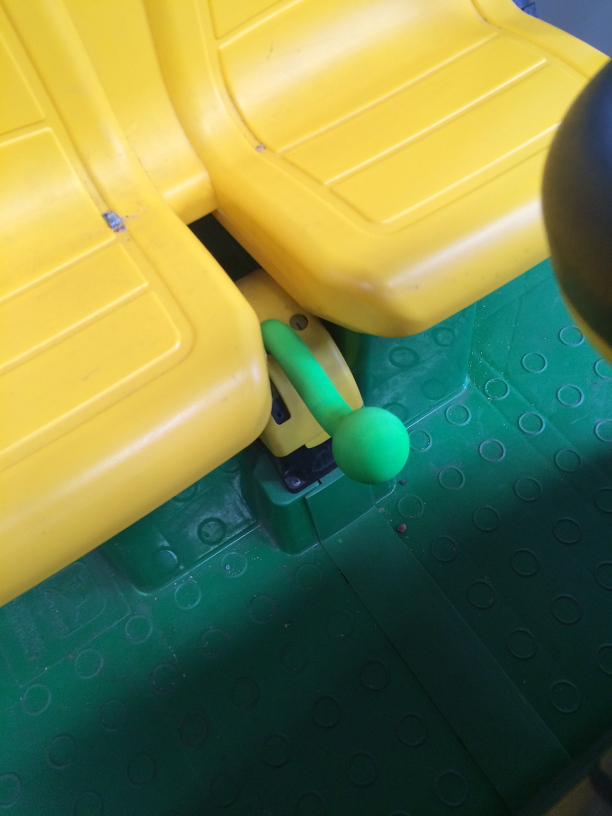John Deere - Kids Gator - Gear Shifter and Lock