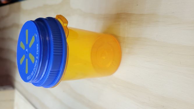 30mm and 50mm pill bottle peg board holder