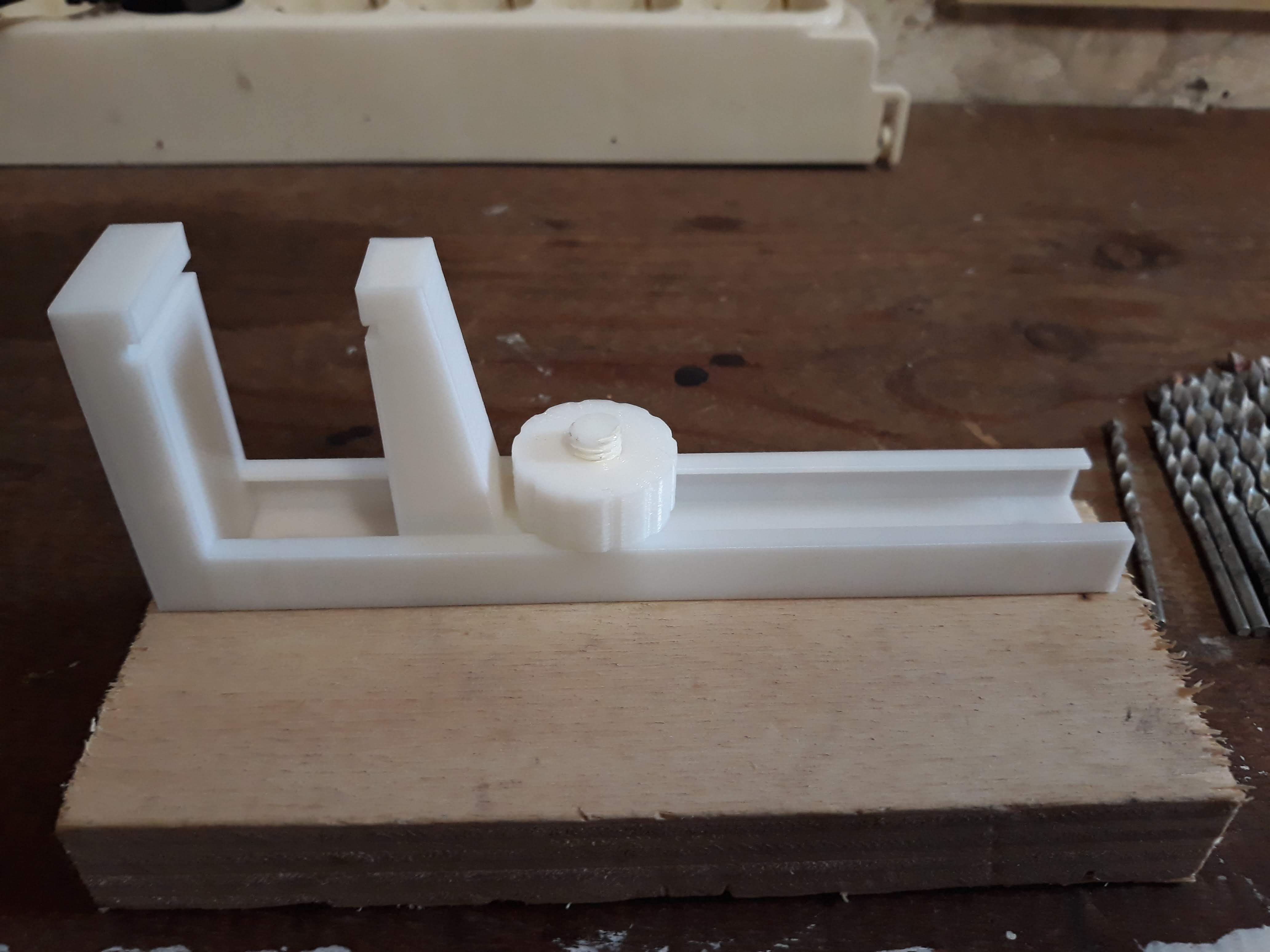 Simple PCB vise