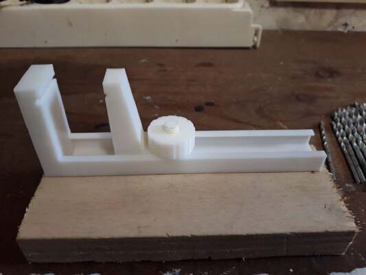 Simple PCB vise | 3d print model