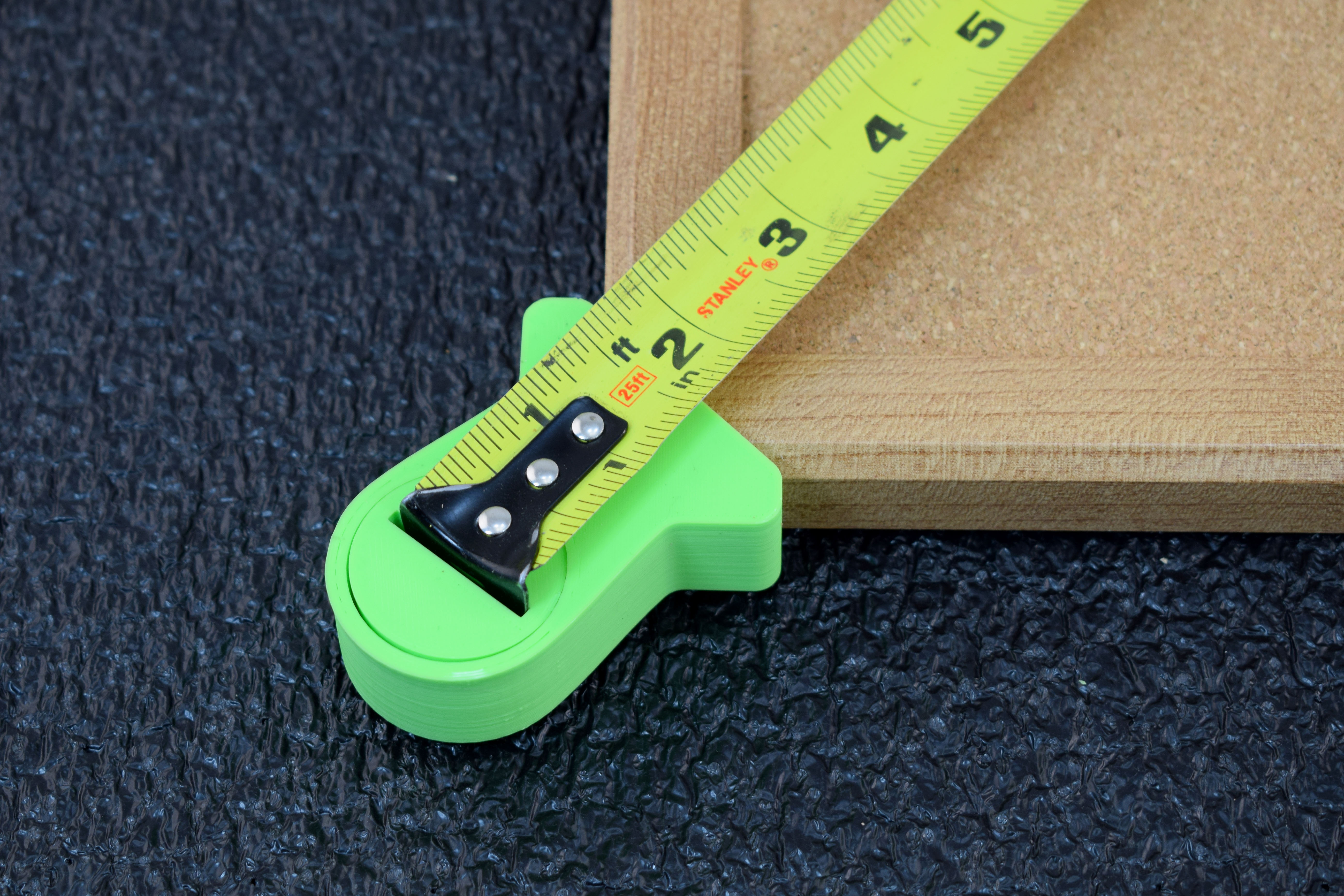 Swiveling Tape Measure Square Checker