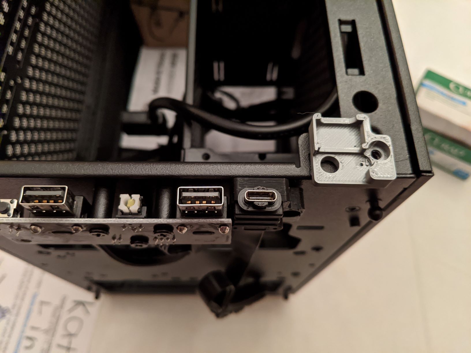 NR200 USB-C Front Panel