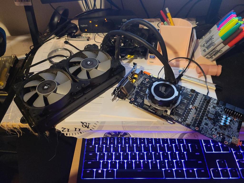 GPU AIO shroud and 120mm mount