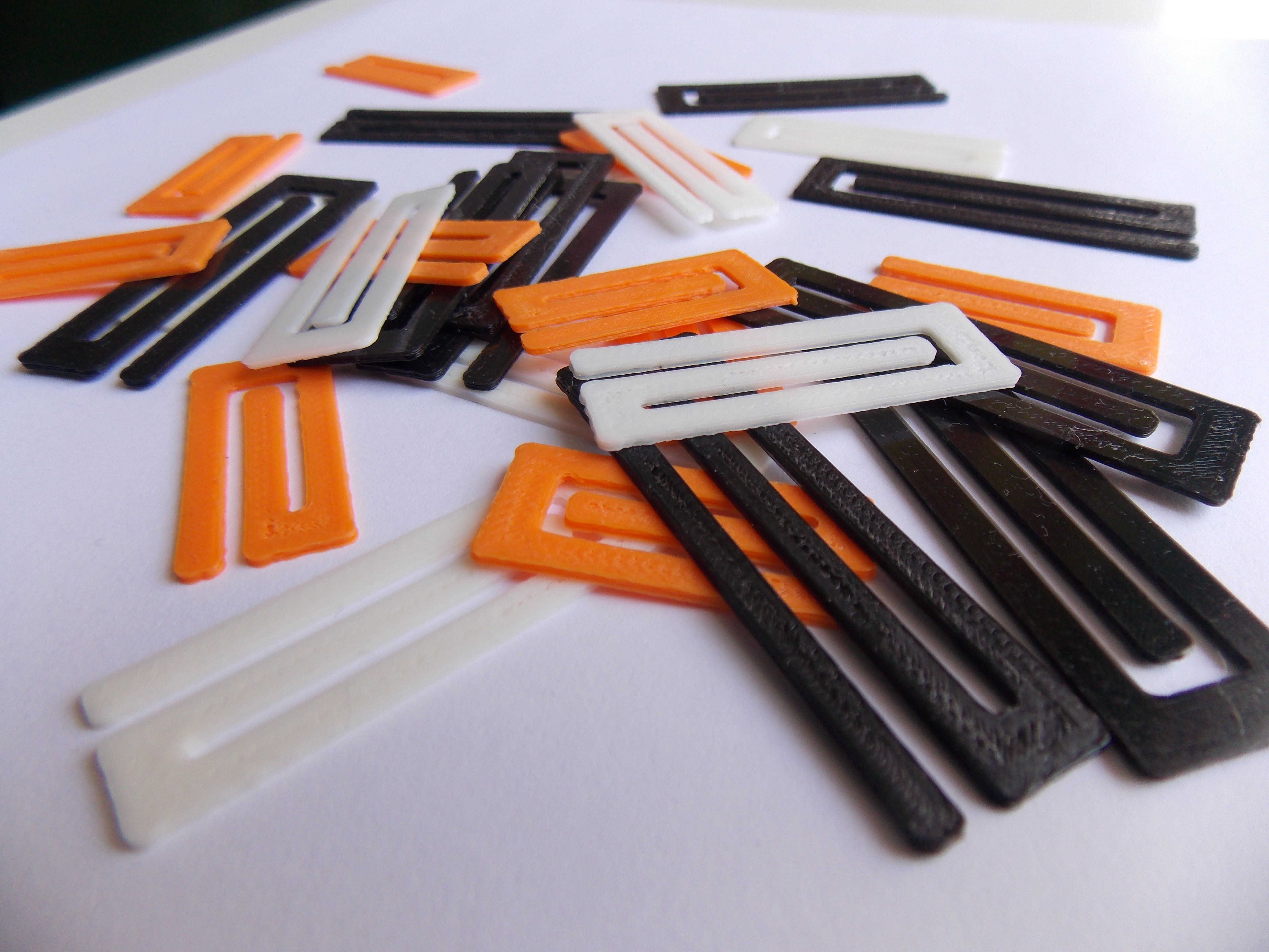Easy printing paper clips