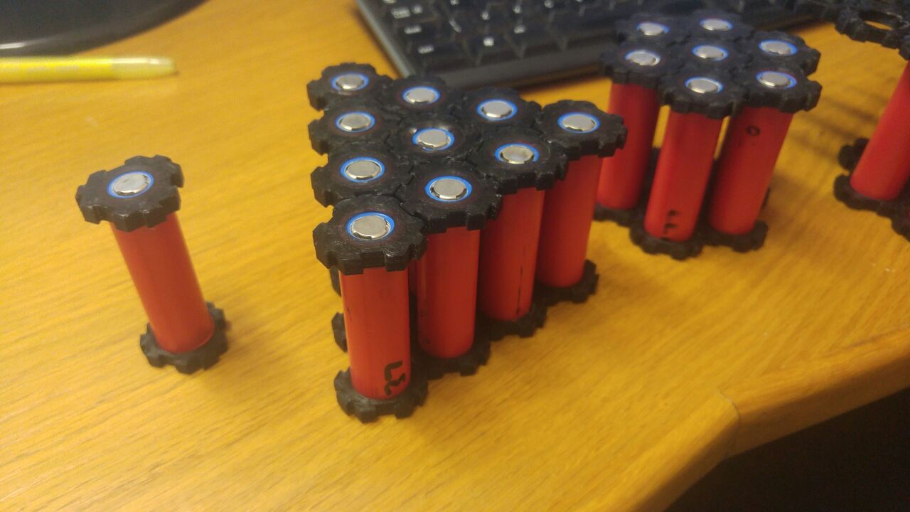 Modular 18650 Li-Ion battery system (Hexagon)