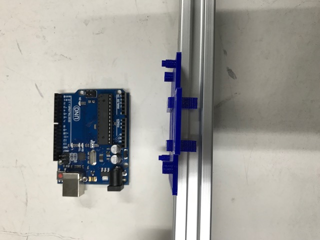 2020 Arduino UNO mounting clip