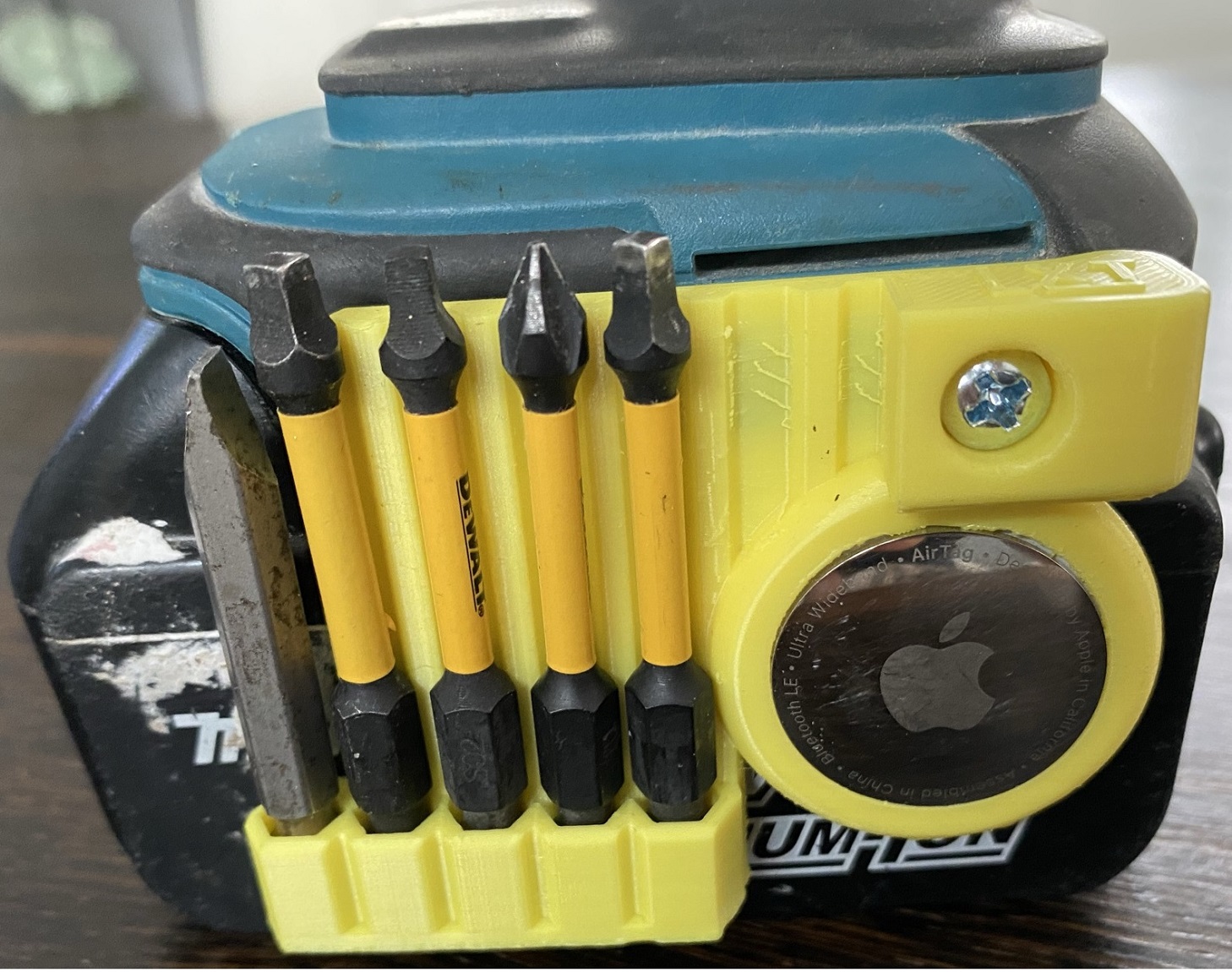 0684dc2d-ef43-4f74-8b71-dd9caef3793f
