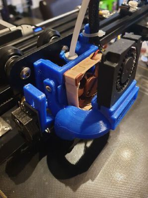 Ender 5 bullseye base with integrated Touch Mi ABL support | 3d print model