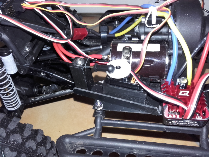 Axial SCX10 goes with Traxxas TRX-4 axles