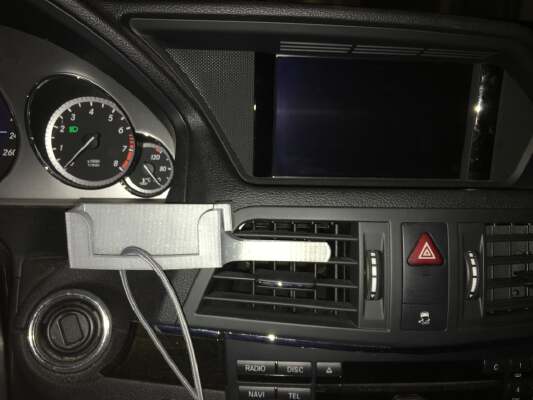 phone car holder (for Mercedes E-Class W212, C207) | 3d print model