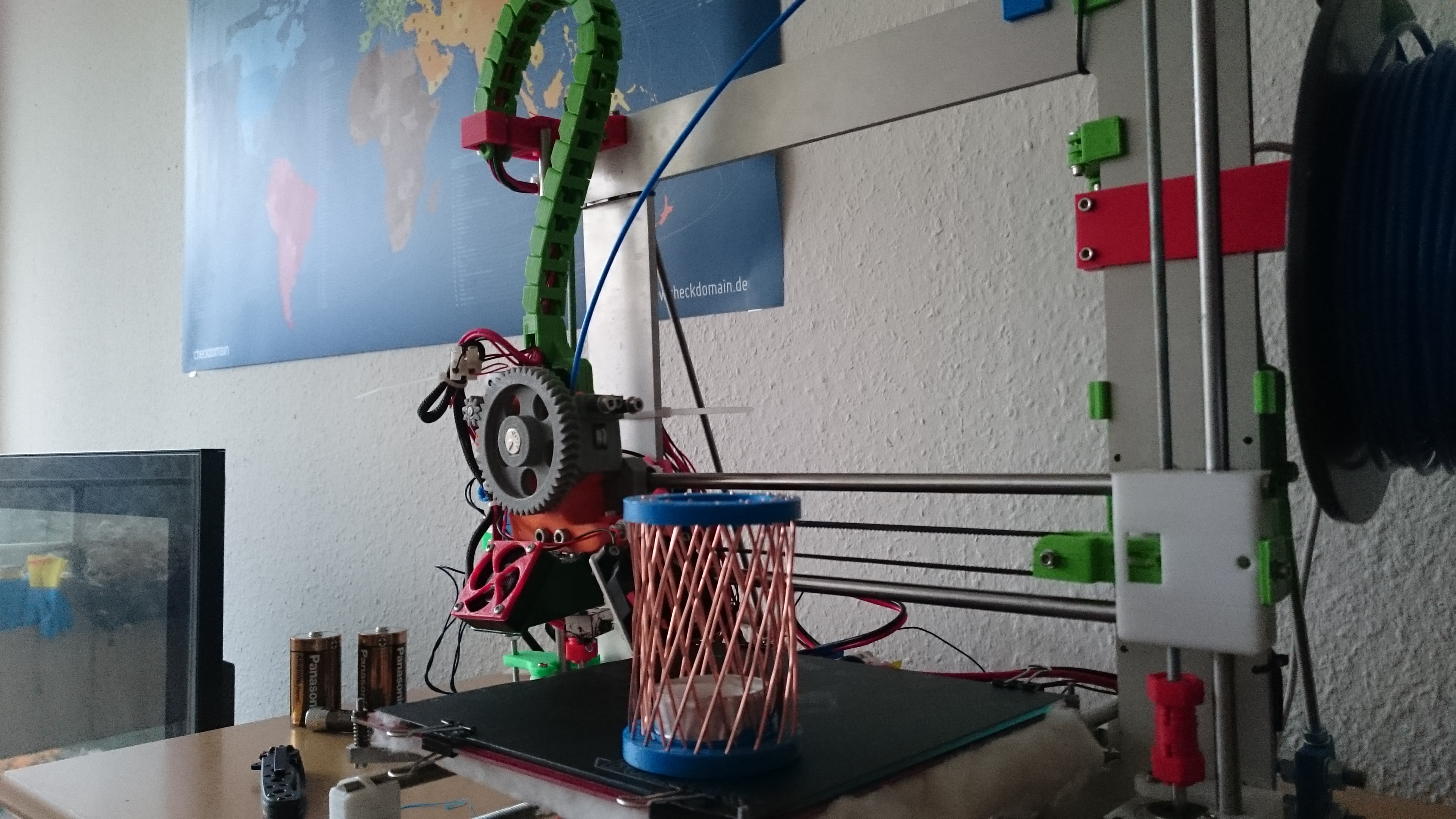 Tea light holder