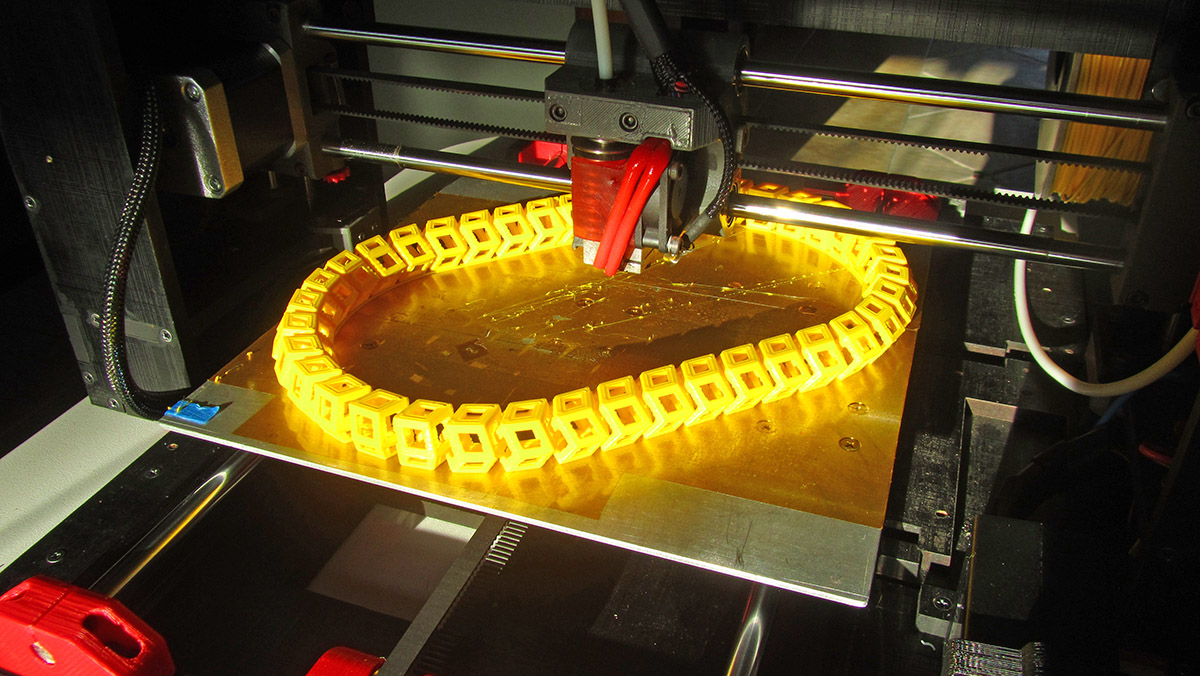 Dodeca Chain Loop Magnetic (Open)