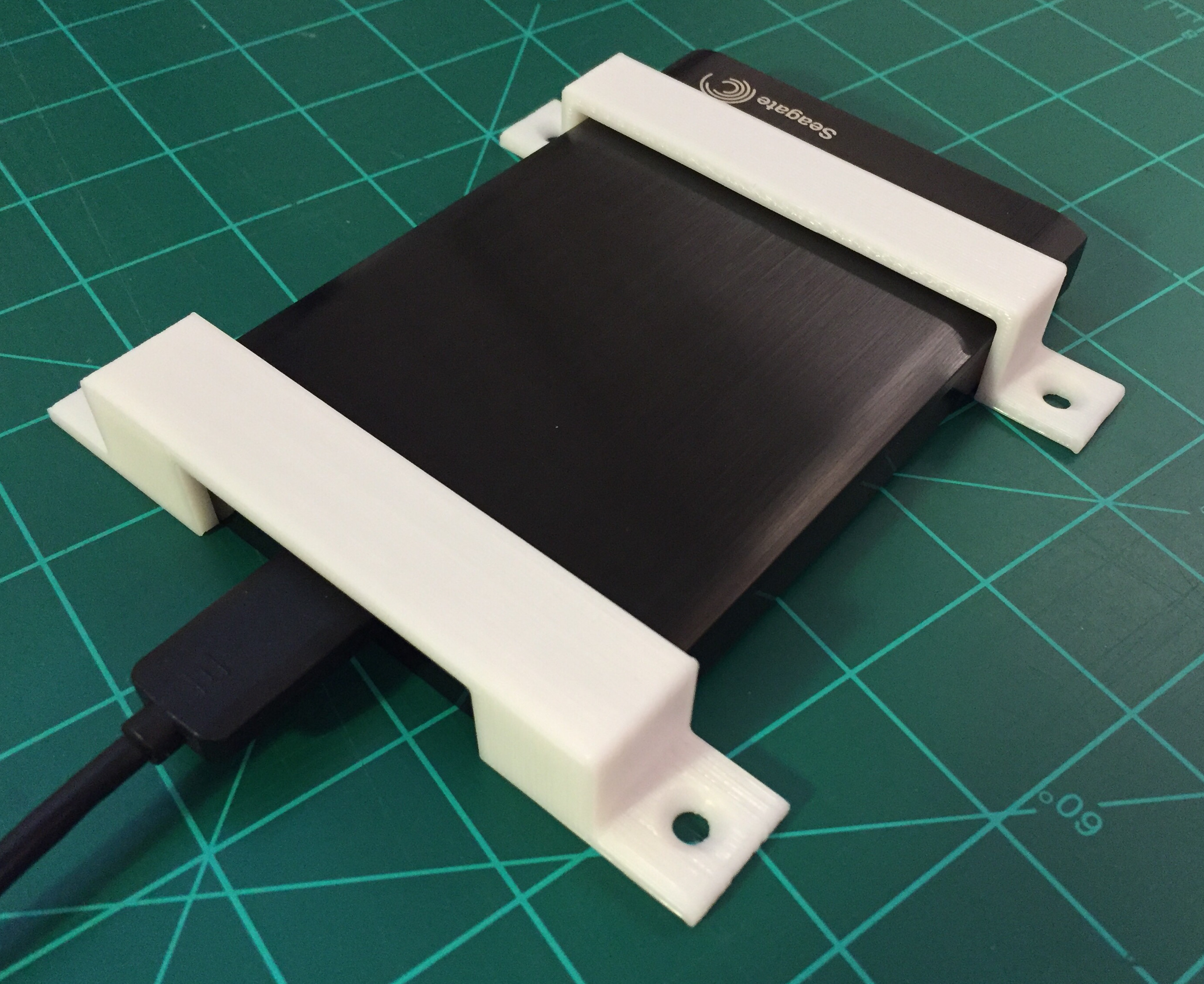 Seagate Backup Plus mounting brackets
