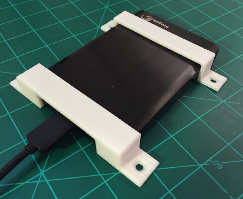 Seagate Backup Plus mounting brackets | 3d print model