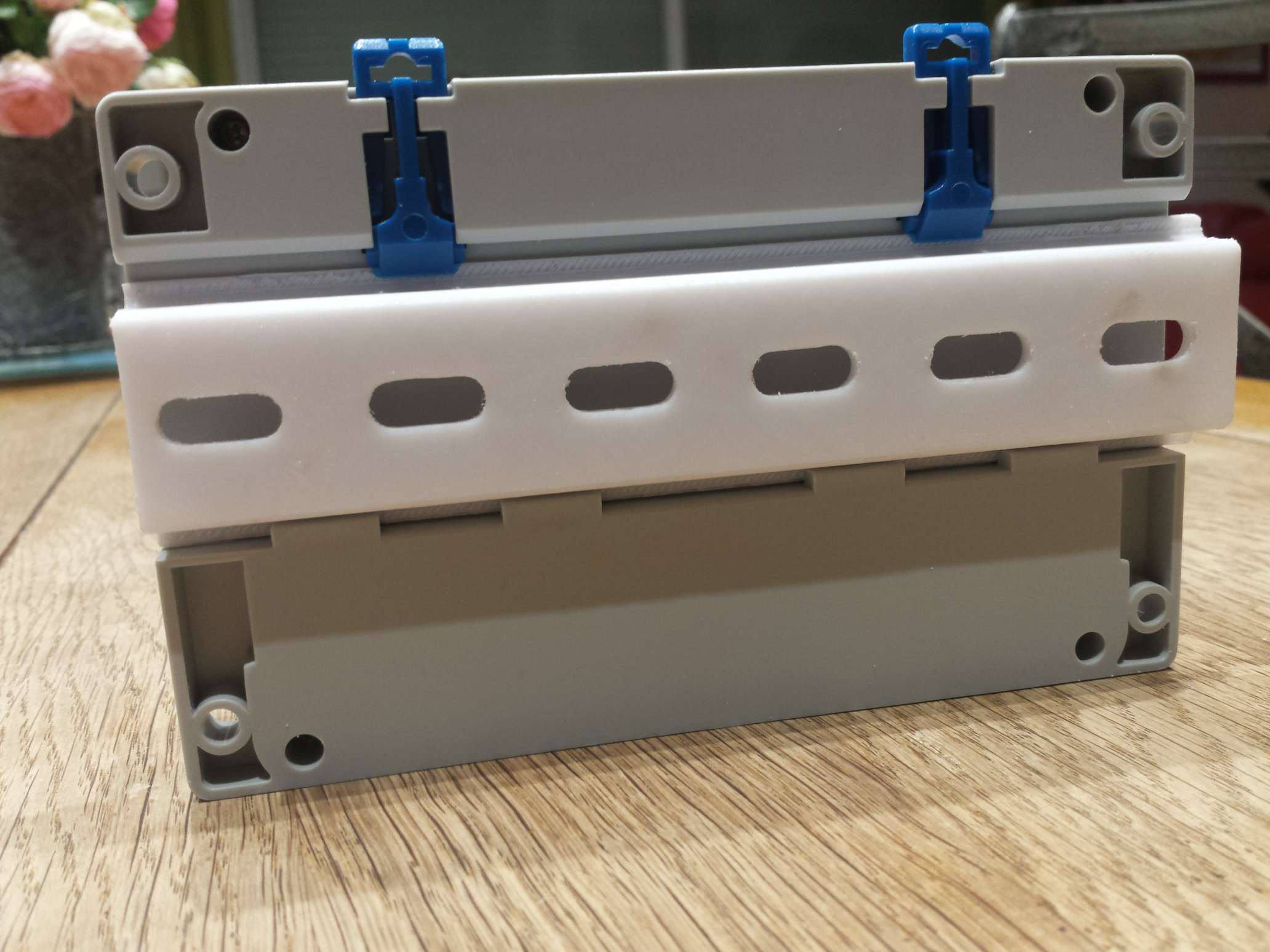 DIN Rail Top Hat