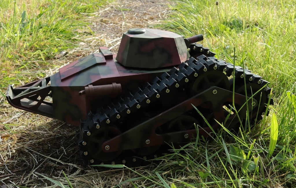RC semi-scale Tank