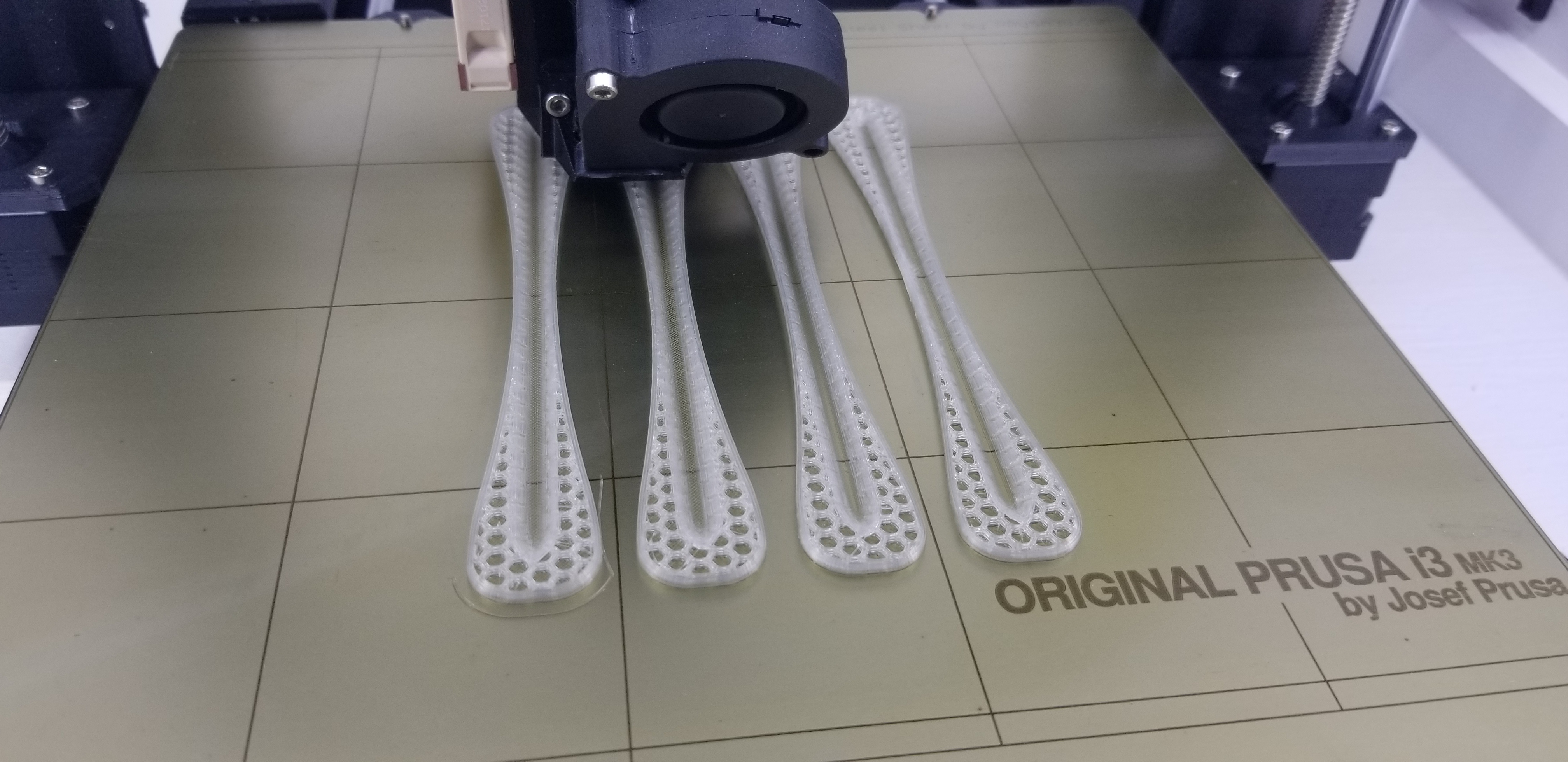 3cb2abfd-2e77-4a8e-852e-441113a98316