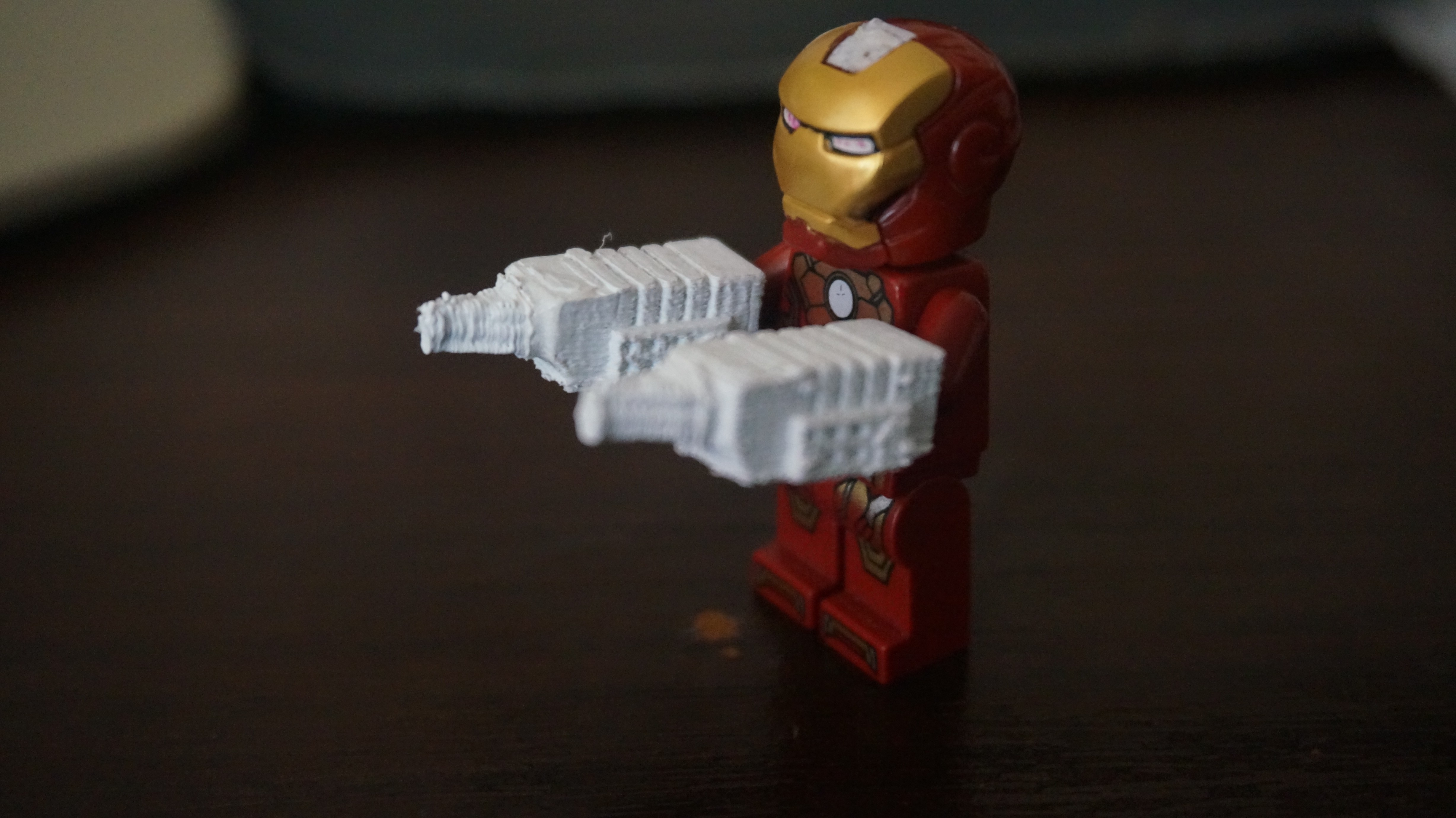 Iron Man MK 25 hands