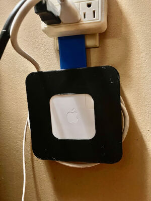 MacBook Pro Charger Cable Organizer & Outlet Hanger | 3d print model
