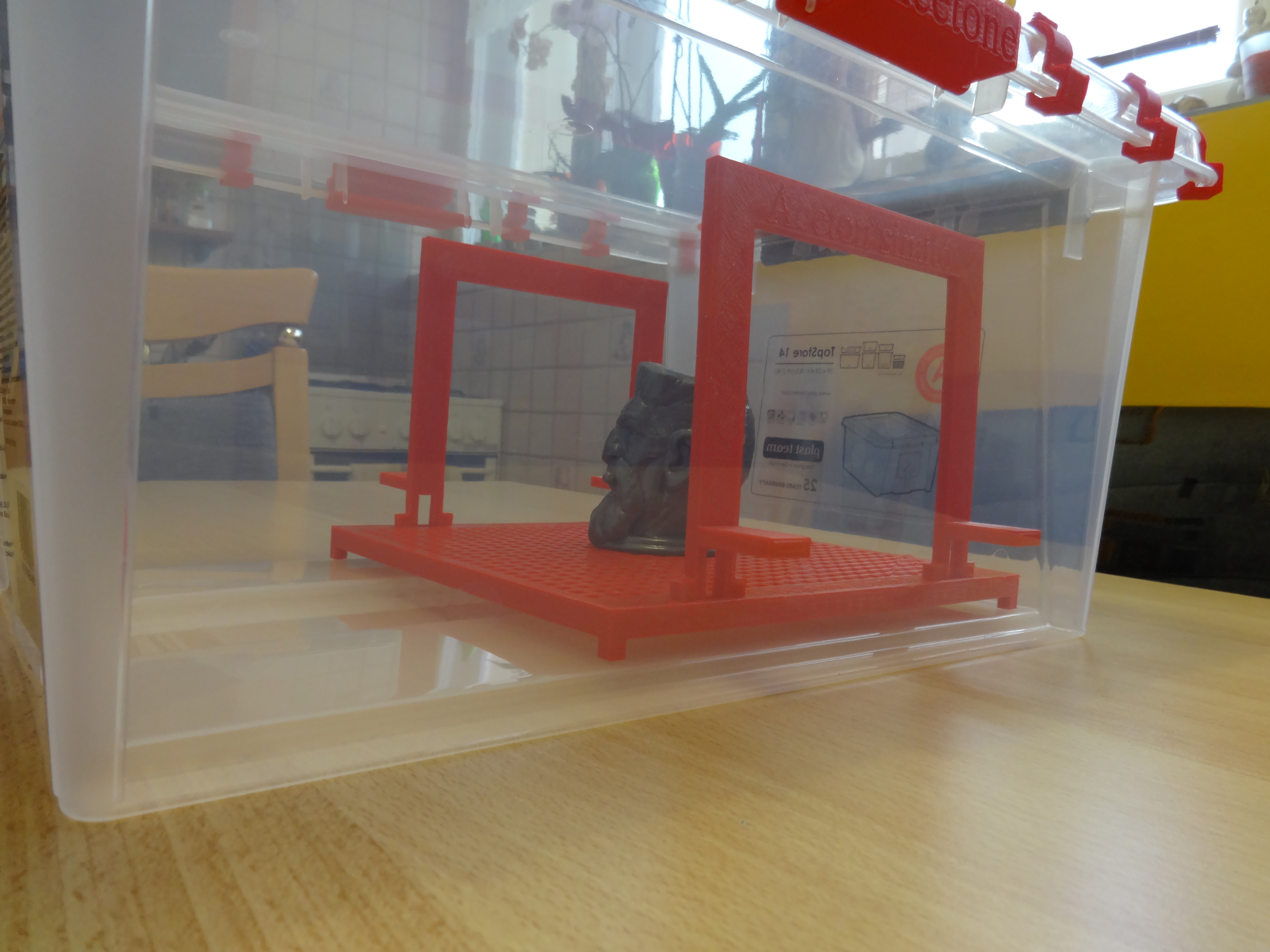 Acetone vapor chamber