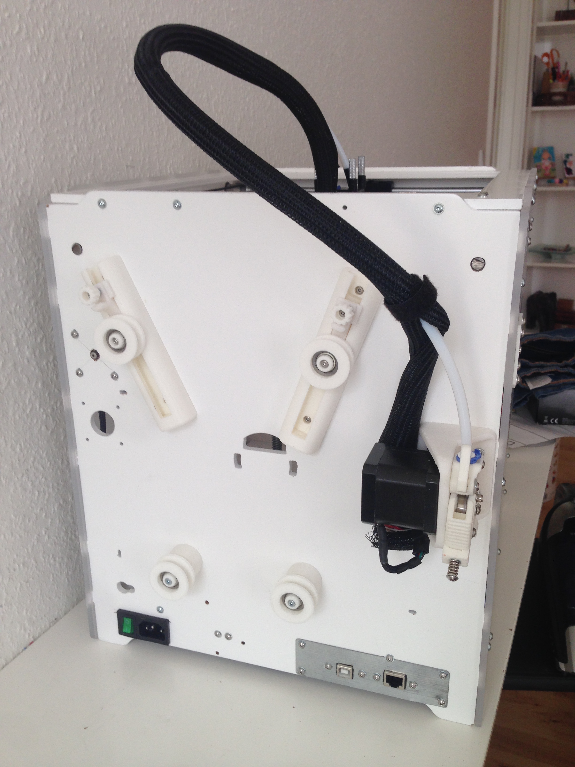 Flat Filament Spool Holder - No spring- The Claw remake