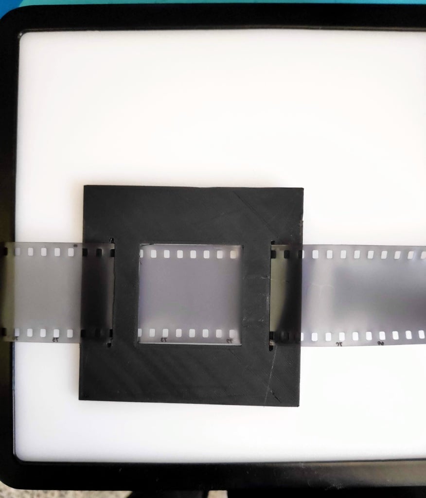 120 and 35mm film scanning mask