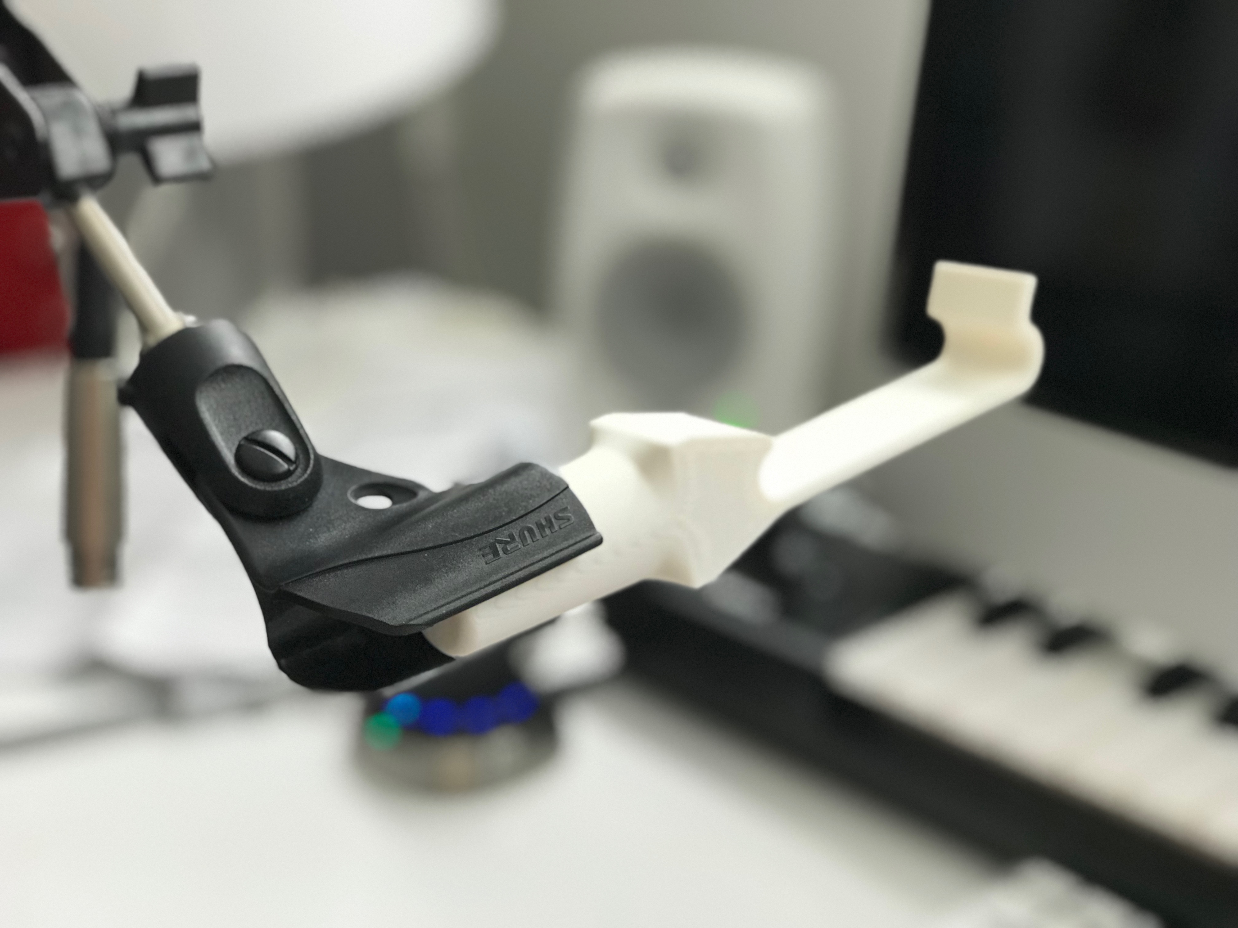 iPhone 7 Plus _ iPhone X - Mic Stand adapter