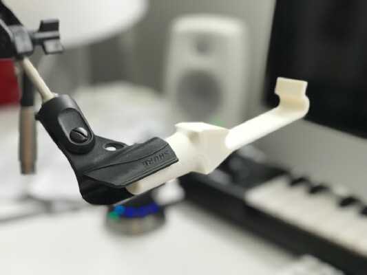 iPhone 7 Plus _ iPhone X - Mic Stand adapter | 3d print model