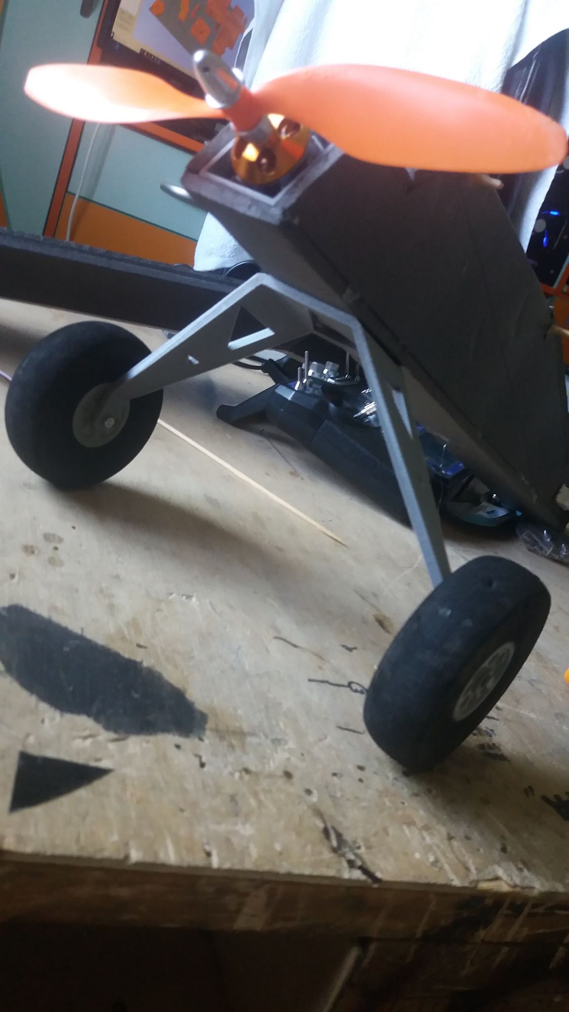 8a0e351d-00e4-45b6-afbf-0373af14249d