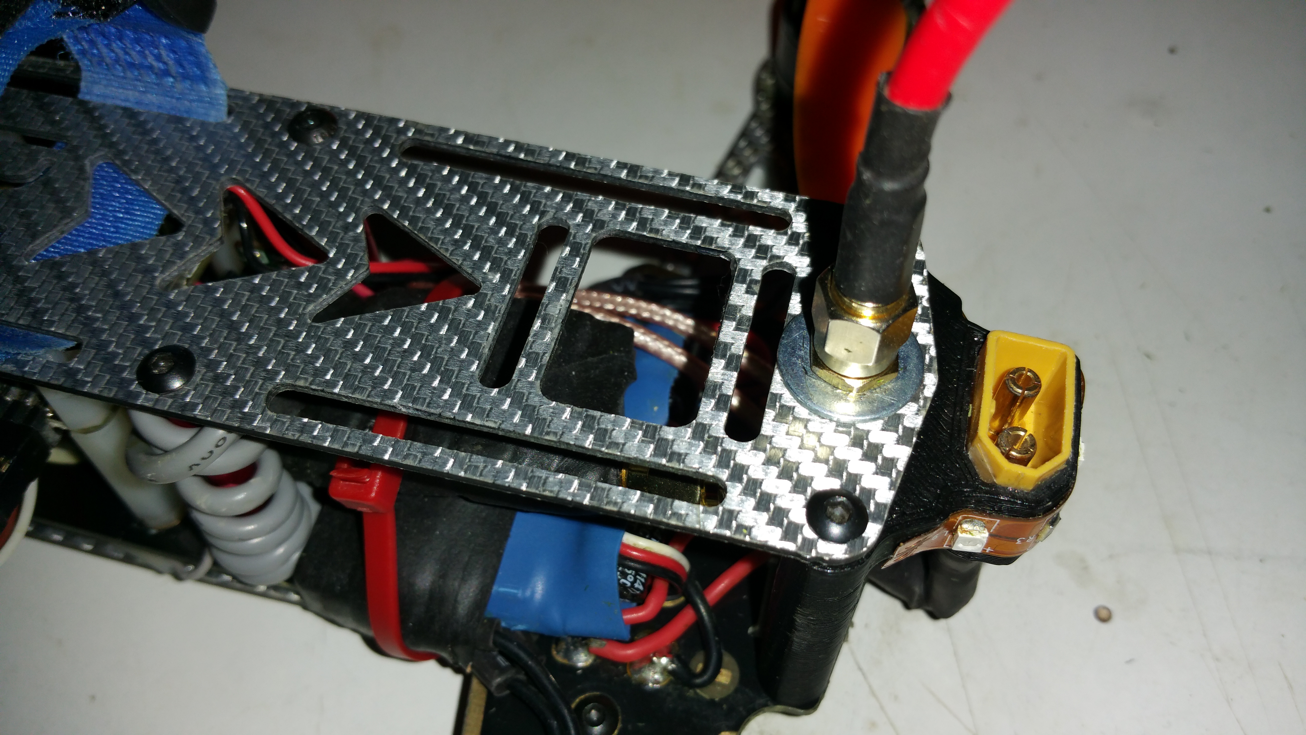 Diatone 250 _ Support prise XT60
