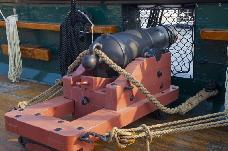 32 Pounder Cannon  USS Constitution