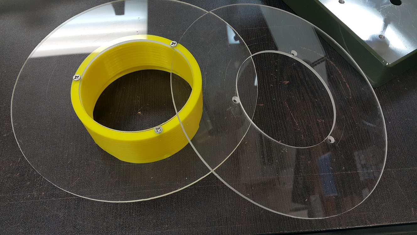 Robox 1kg spool using acrylic for the sides