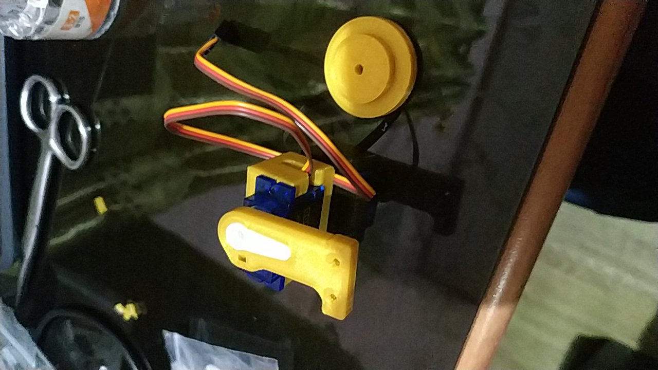 Z probe with microswitch and servo HXT900 using Anycubic Ultrabase Anet A8 AM8 on 18mm bracket sensor inductive capacitive