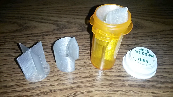 Pill Divider, 4 Lower, 1 Upper | 3d print model