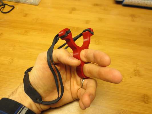 Mini Knuckle Slingshot & Flexible TPU Pouch | 3d print model