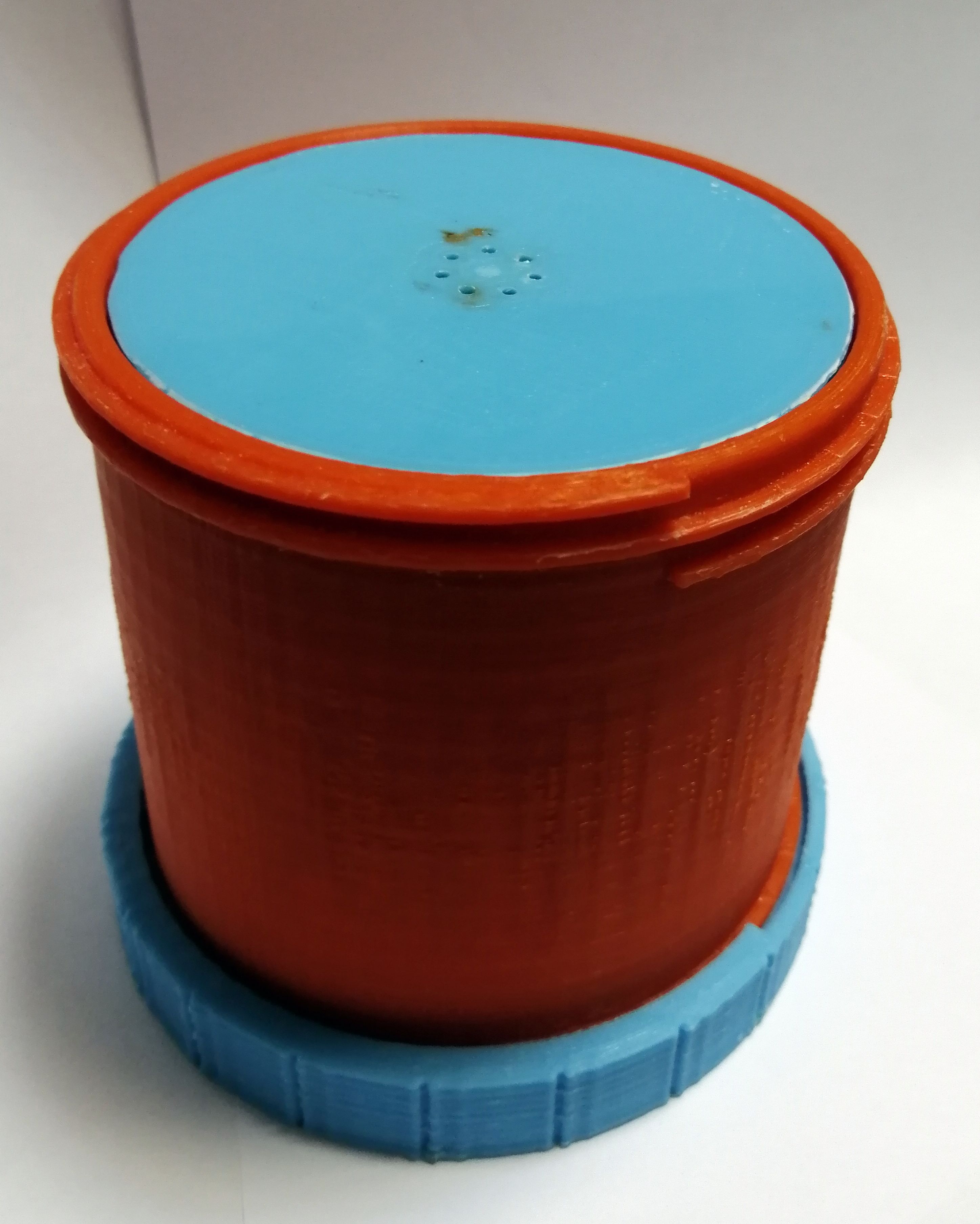 Sugar bowl for camping and traveling.