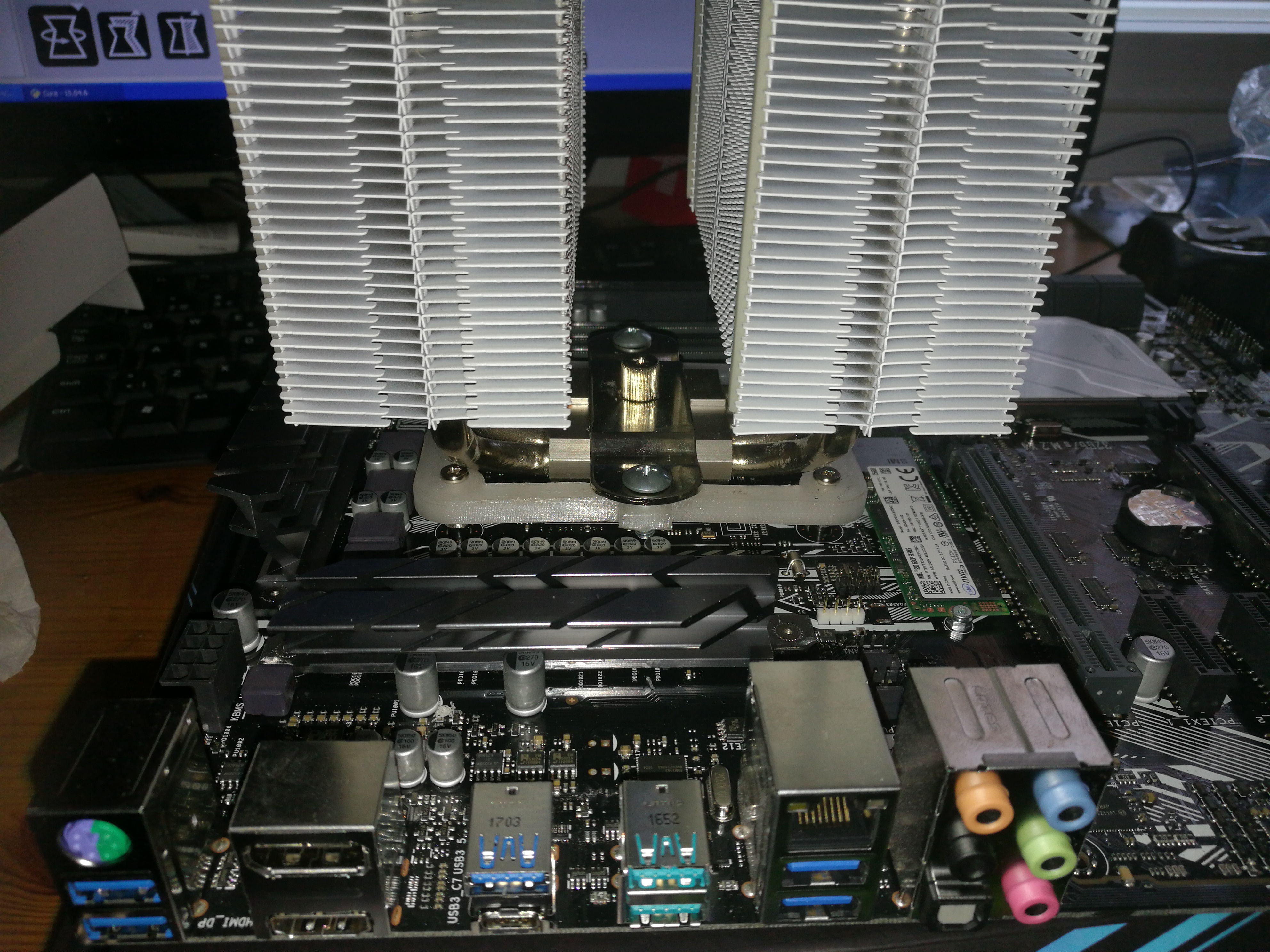 Phanteks PH-TC14PE AM4 Mounting Bracket