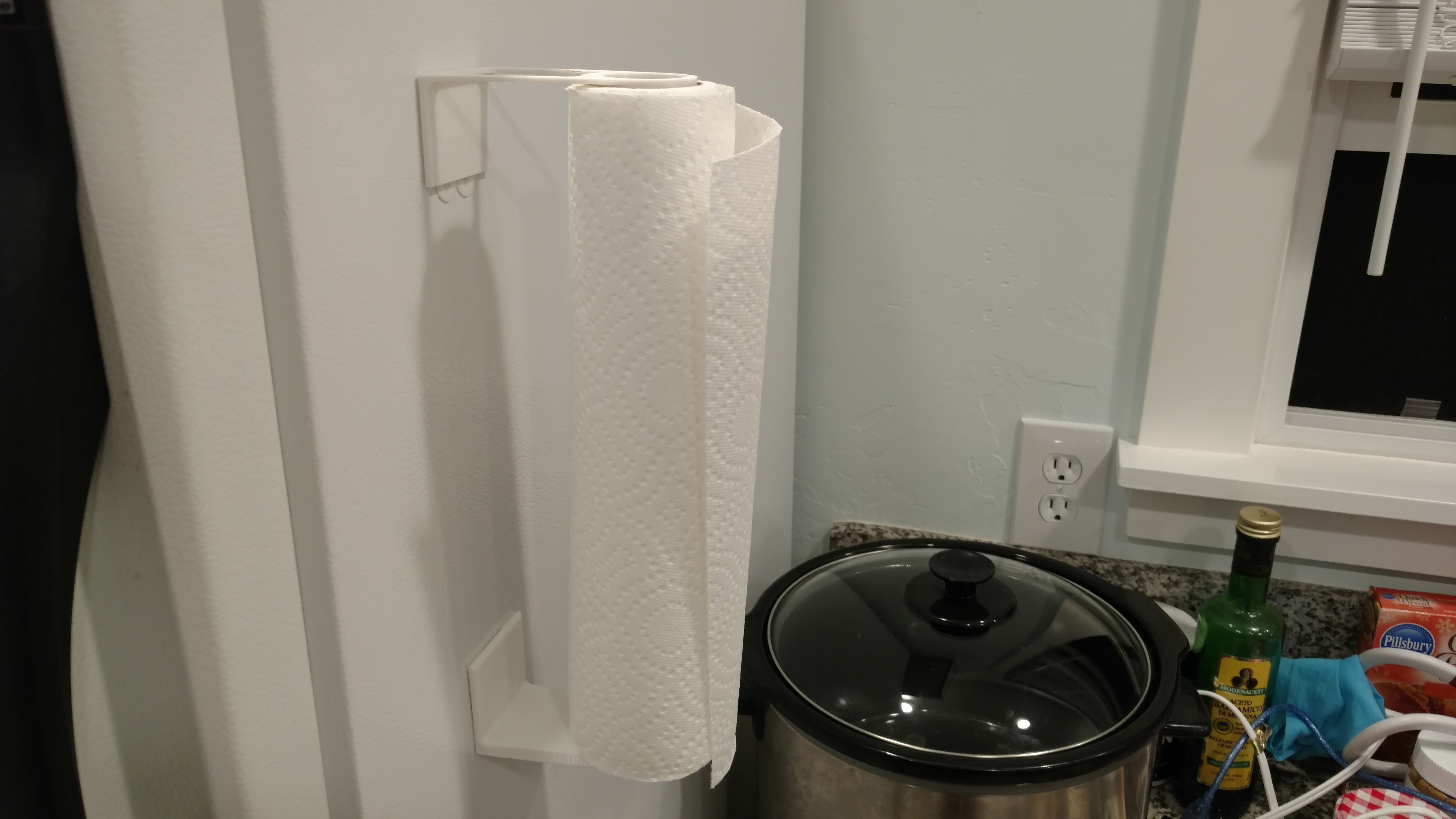 Flexible Paper Towel Roll Holder