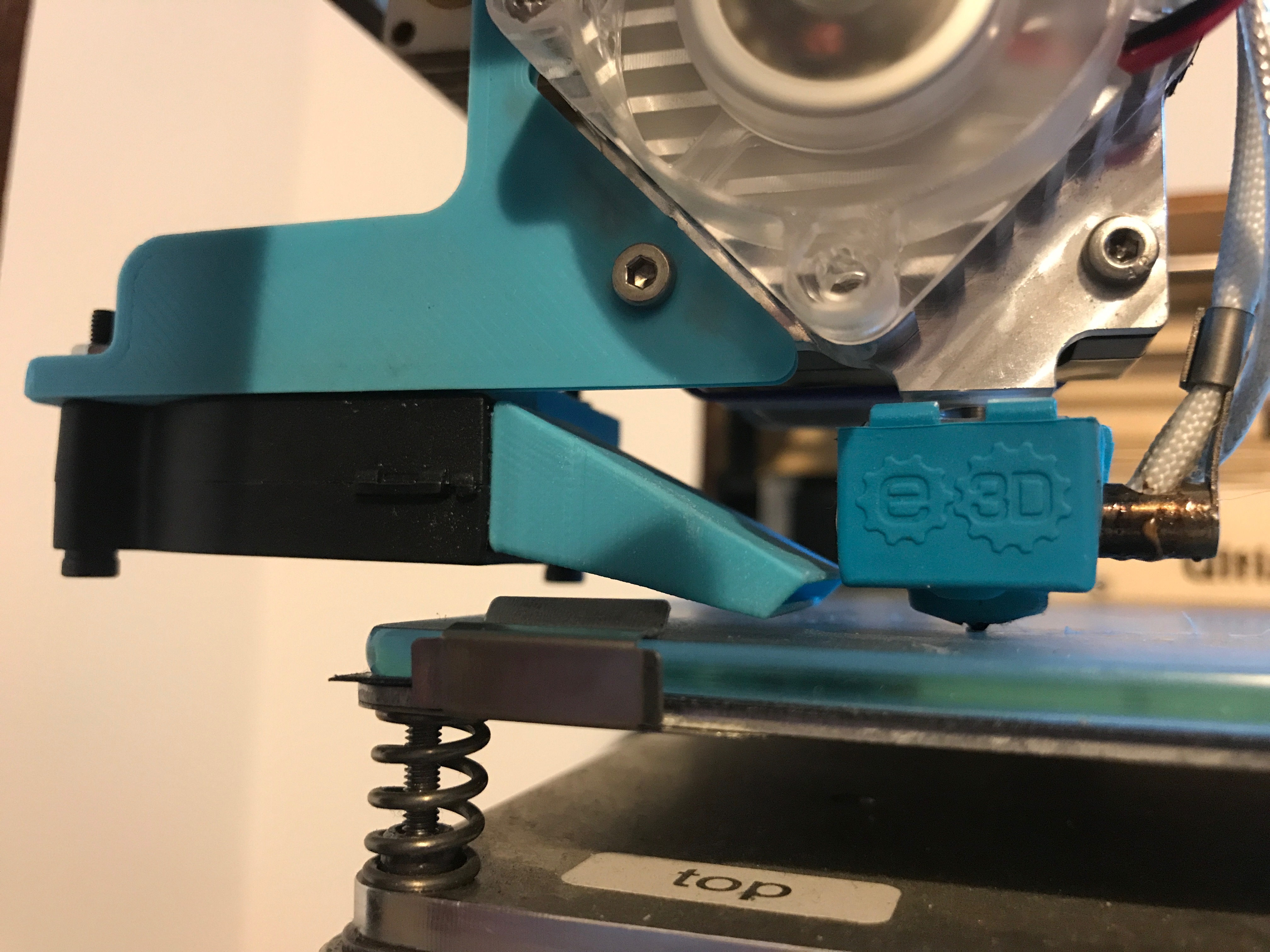 Fan holder and fan duct for Titan Aero