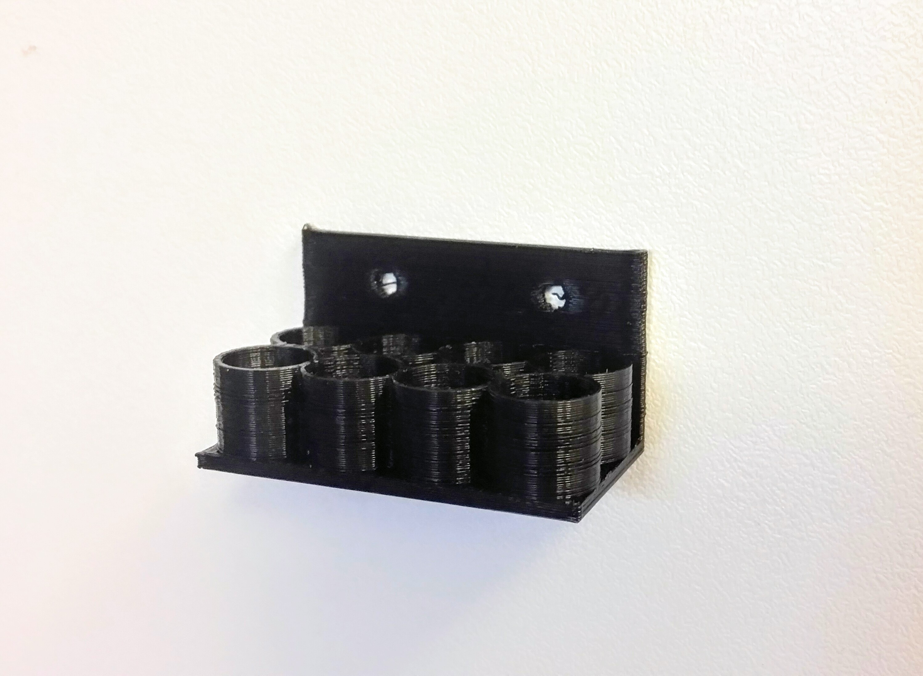 Customizable screwdriver wall mount