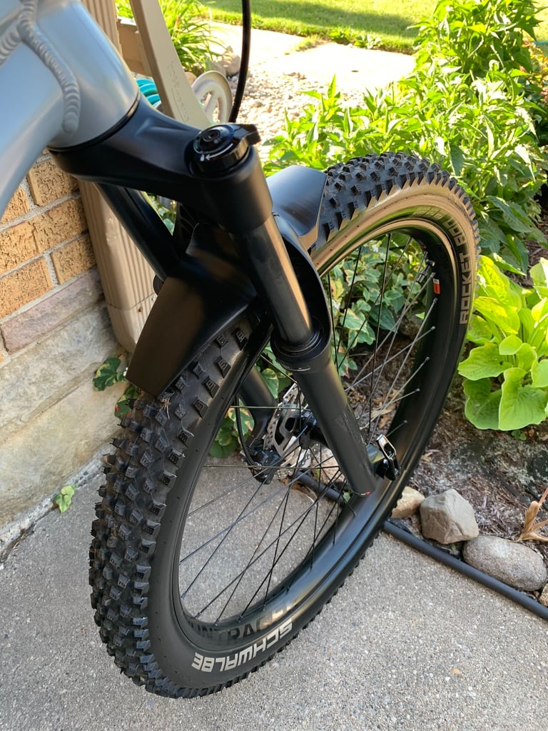 rockshox_judy_silver_tk_solo_air_27.5+_120_travel