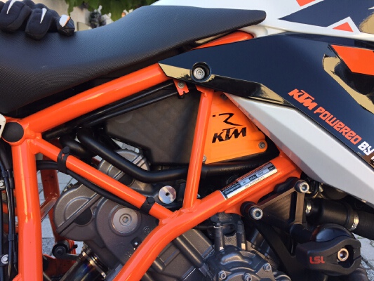 KTM 990 Summerdoors _ offene Wartungsdeckel für Airbox | 3d print model