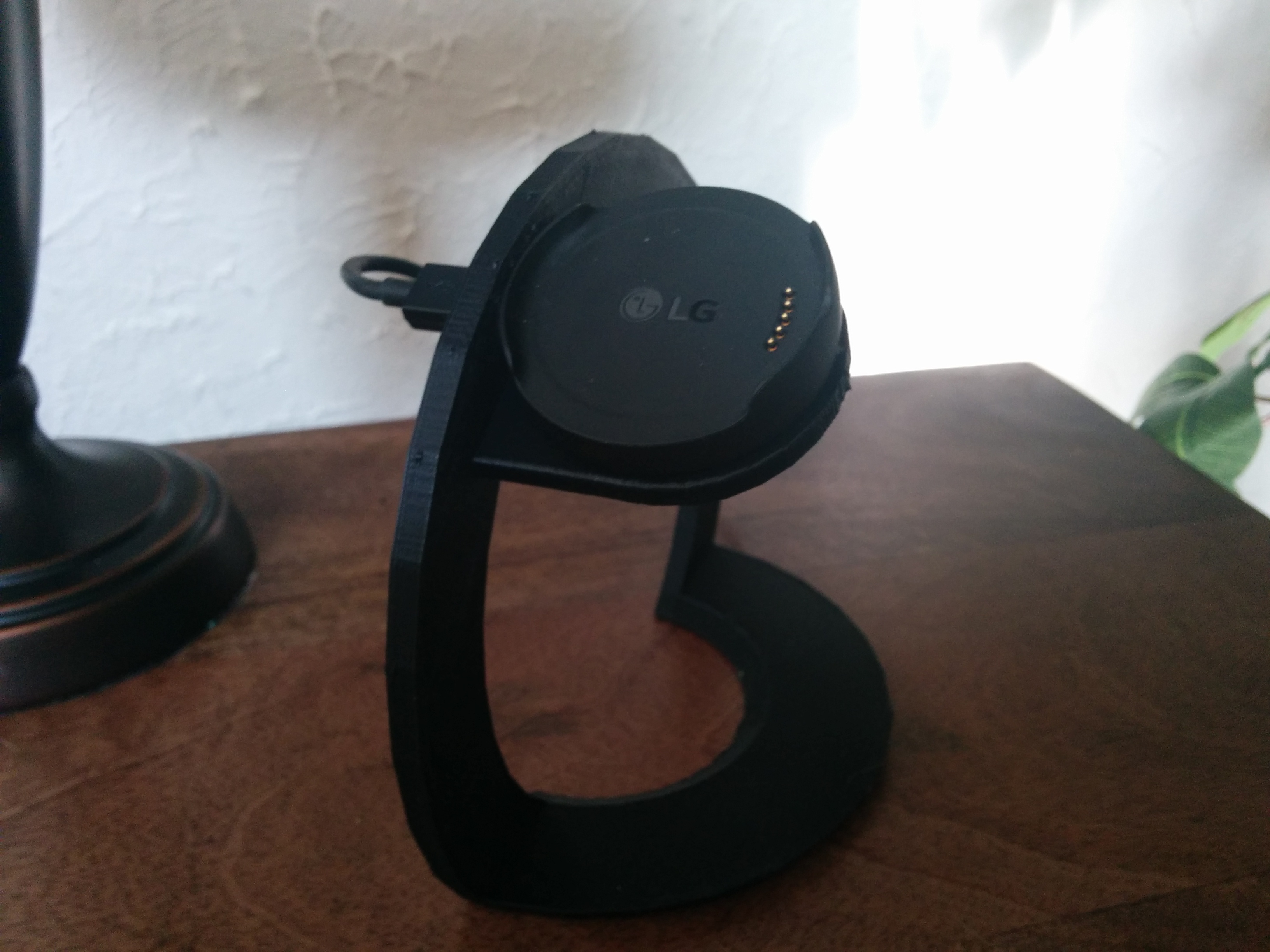 Parametric LG Android Wear Watch Charger Stand