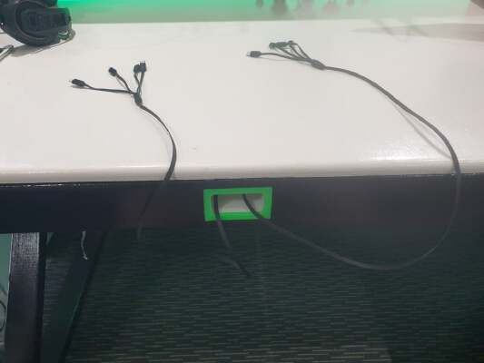 Flush Mount Retractable Charger Panel | 3d print model