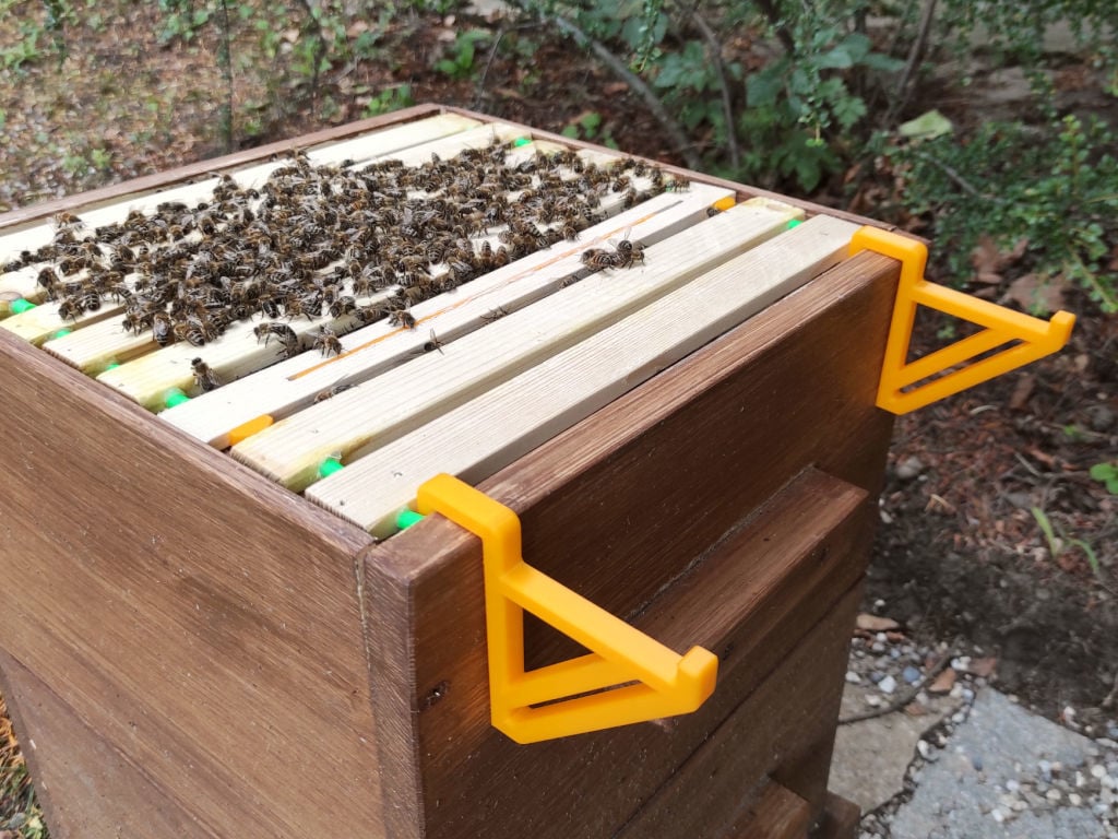 Hive Frame Holder