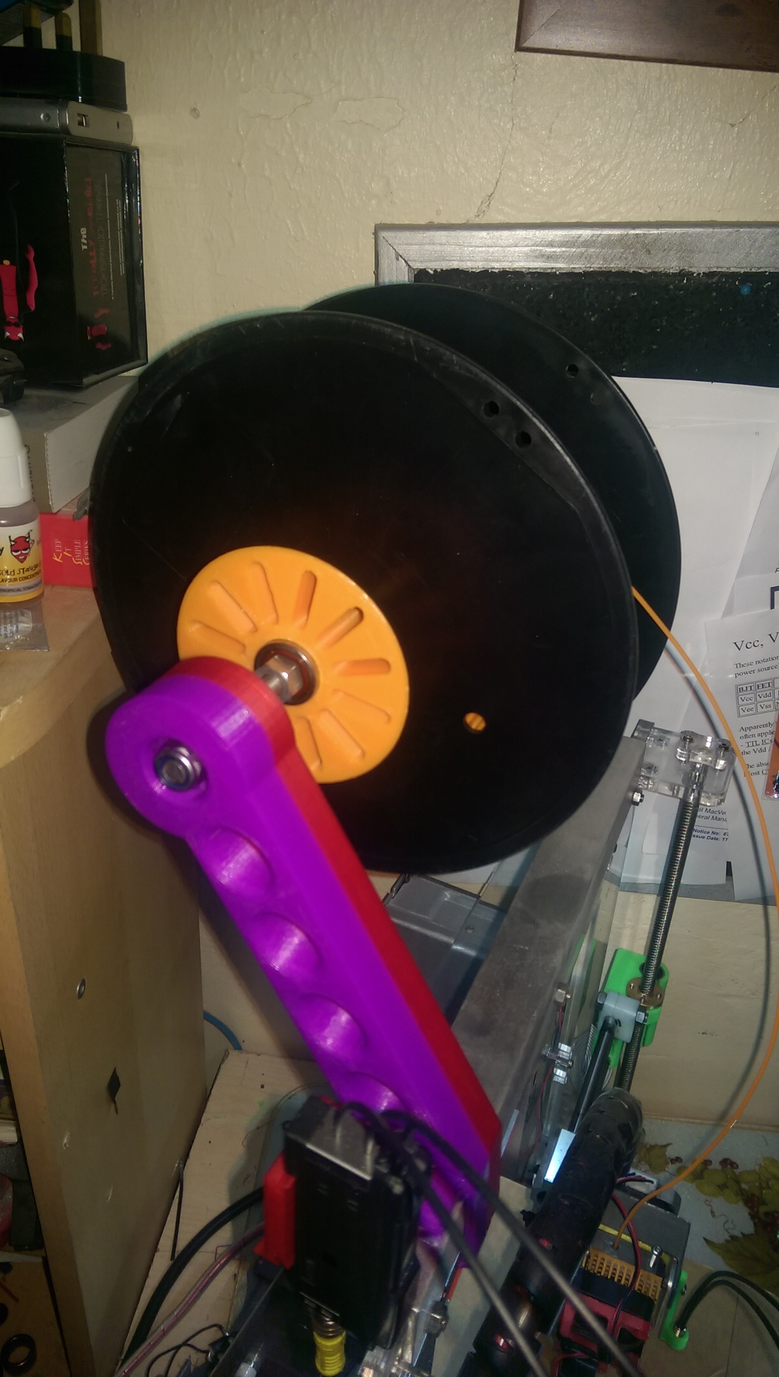 Narrow(ish) Universal Spool Holder