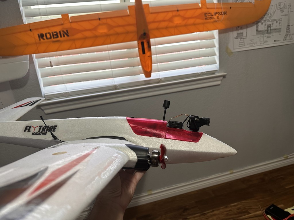 AtomRC Swordfish Canopy - FPV pan tilt